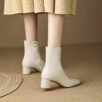 Маленькие белые короткие сапоги женские бархатные утолщенные туфли на высоком каблуке большие хлопковые туфли с круглым носком толстый каблук простые мягкие кожаные французские сапоги Martin 35 бежевый