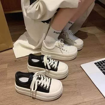 Маленькие белые туфли детские весна 2025 новые универсальные туфли для доски толстая подошва увеличивающая рост женская обувь мягкая подошва повседневная спортивная обувь 35 белый