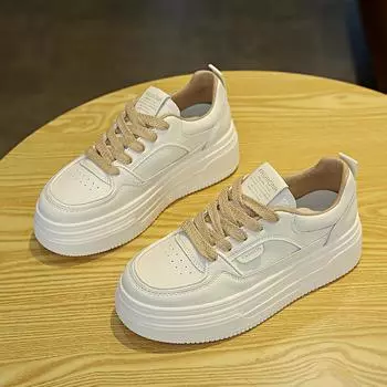 Маленькие белые туфли на толстой подошве, увеличивающие рост, женские весенне-осенние новые универсальные повседневные кеды, удобные и нескользящие спортивные женские туфли 35