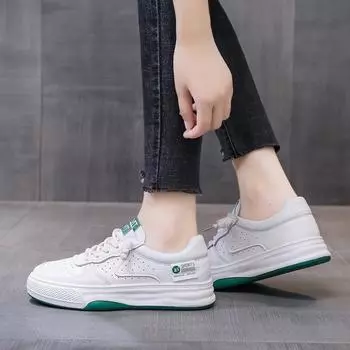 Маленькие белые туфли женские летние универсальные туфли на плоской платформе 2024 новые тонкие повседневные спортивные туфли с одной педалью в тон 35 белый