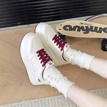 Маленькие белые туфли женские повседневные туфли на толстой подошве спортивная обувь 35 красный