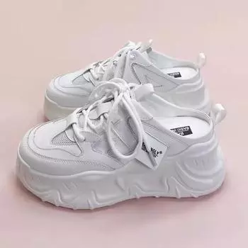 Маленькие белые туфли женские сетчатые Baotou One Pedal 2024 Весна Новые тапочки Модные повседневные тапочки для увеличения роста Универсальные 35 белый