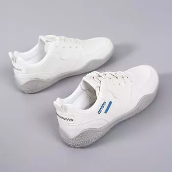 Маленькие белые туфли женские весна 2025 новые универсальные и легкие женские туфли для спорта и отдыха на доске обувь с мягкой подошвой дышащая женская обувь 35 белый