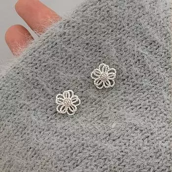 Маленькие и изысканные серьги-гвоздики в виде пустых цветов, женский минималистичный дизайн, милые и симпатичные, изысканные и элегантные, универсальные серьги, серьги.