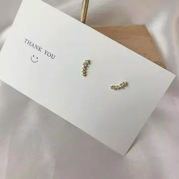 Маленькие и универсальные женские серьги с холодным темпераментом, студенческие серьги в тренде