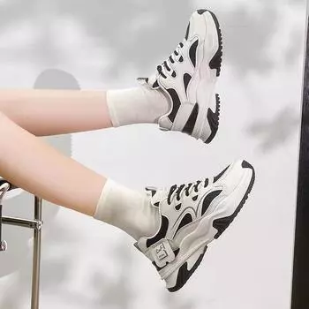 Маленькие кожаные туфли для папы, увеличивающие рост, женские весенние повседневные и легкие новые туфли-муффины на платформе, подходящие друг другу 35