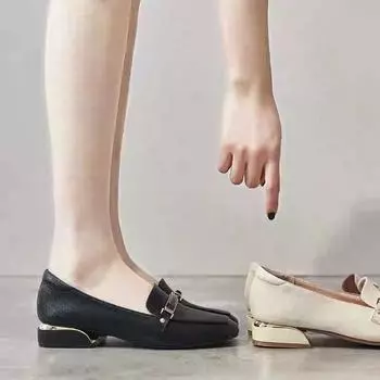 Маленькие кожаные туфли Универсальная обувь низкого качества 35 белый