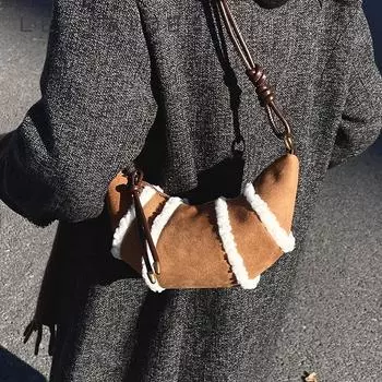 Маленькие плюшевые сумки через плечо для женщин 2024 года, зима 2020 года, новая роскошная сумка через плечо, корейские модные сумки и кошельки чёрный