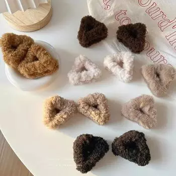 Маленькие плюшевые заколки в стиле ретро, милые детские милые плюшевые заколки для волос, боковые заколки для девочек, аксессуары для волос, корейские зажимы для волос, головные уборы