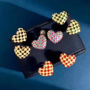 Маленькие серьги-гвоздики Ins Cold Wind Love с индивидуальным дизайном, двухцветные масляные капли, шахматные маленькие серьги