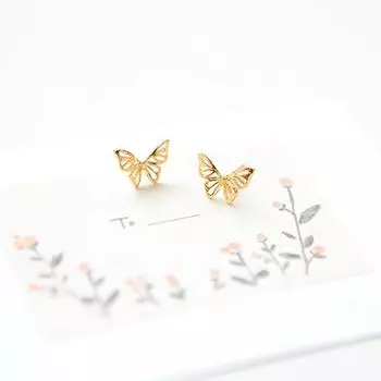 Маленькие серьги-гвоздики в виде бабочек, женские простые милые маленькие полые серьги, аксессуары в японском и корейском стиле золотой