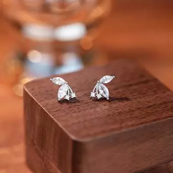 Маленькие серьги-гвоздики в виде бабочки из циркония для женщин, осенне-зимние, милые, легкие, роскошные серьги для девушек