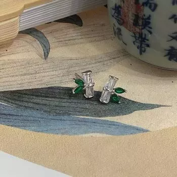 Маленькие серьги из свежего бамбука, инкрустированные бриллиантами, бамбуковые листья, элегантные серьги в китайском стиле