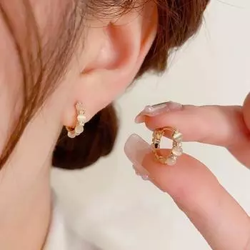 Маленькие серьги-пряжки с кошачьим глазом, нежные блестящие циркониевые милые серьги, женская пряжка, модные украшения, женские аксессуары для подарков на вечеринку