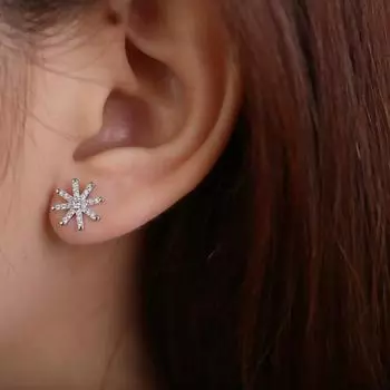 Маленькие серьги-снежинки для женщин, серьги в корейском стиле с изображением бога солнца и бриллиантами, милые цветочные ушки