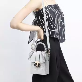 Маленькие сумки через плечо для женщин, модные кошельки для телефона из искусственной кожи, сумки с регулируемым гитарным ремешком