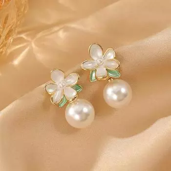 Маленькие свежие и модные цветочные подвесные жемчужные серьги литературные и продвинутые темпераментные серьги 18K