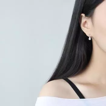Маленькие жемчужные серьги для женщин Милая корейская версия Маленькие Линии особой формы Универсальные модные серьги Серьги