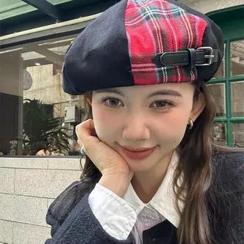 [Маленький кожаный берет с пряжкой] Осенне-зимняя классическая красная клетчатая шляпа с черной шляпой художника, квадратное круглое лицо, подходит для шляпы-облака M56-58cm