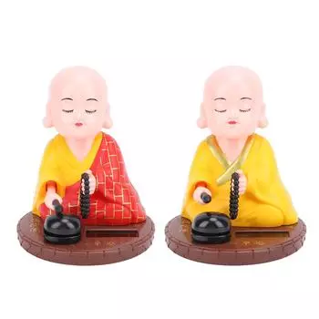 Маленький монах солнечная фигурка забавная авто кивающая стучащая китайская статуэтка монаха игрушка украшение для приборной панели Red