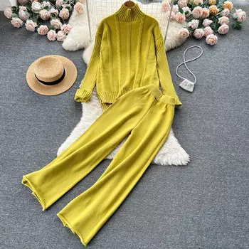 Маленький свитер нерегулярной формы с высоким воротником «Ароматный ветер» плюс свернутые прямые широкие брюки Вязаный комплект из двух предметов для женщин