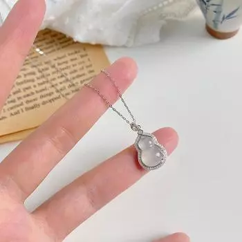 Маленькое ожерелье из тыквы-косточки белого нефрита для женщин, легкое, роскошное и чувственное персонализированное модное ожерелье