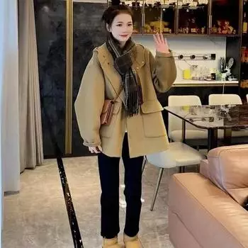 Маленькое шерстяное пальто средней длины с капюшоном цвета верблюжьей шерсти для женщин на осень и зиму S