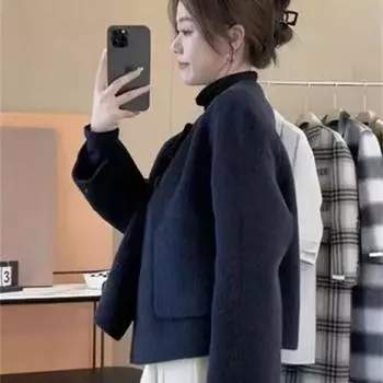 Маленькое шерстяное пальто женское 2024 новое короткое пальто высокого класса осень и зима маленькое ароматное ветровое корейское шерстяное пальто S