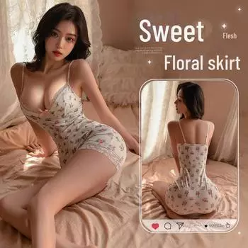 Manyan Сексуальная цветочная кружевная ночная рубашка с глубоким вырезом и подтяжками на бедрах 9528 One Size