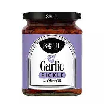 Маринованные огурцы Soul Garlic в оливковом масле 275 граммов — ароматная смесь чеснока, настоянная на оливковом масле премиум-класса