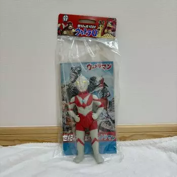 Marusan Ultraman 350 Matte Gray Reprint Soft Vinyl Showa Retro Genuine Product красный
