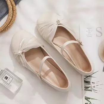 Mary Jane shoes in the summer of 2025 new shallow mouth flat bottom with skirt fairy style single shoes female bean shoes ladyshoes 35