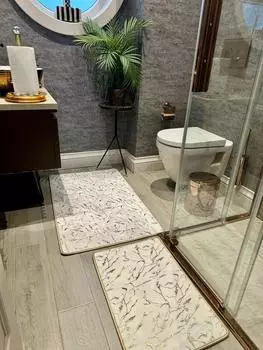 Машинная стирка коврика для ванной Нескользящая основа Серебристая бамбуковая ткань Набор из 2 ковриков для ванной simligold