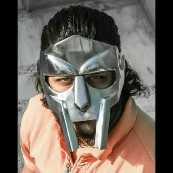 Маска для лица MF Doom, средневековая броня, маска для лица римского гладиатора, маска для лица Mad-Villain, металлическая маска для вечеринки на Хэллоуин, кожа внутри M серебряный