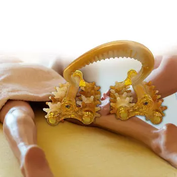 Массажный инструмент Lunar Rover, 4 колеса, точка давления, мини, для женщин и мужчин, для шеи, многофункциональный жёлтый