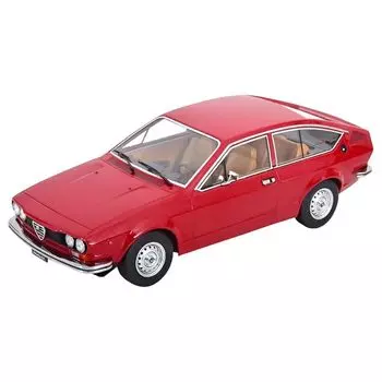Масштаб KK 1/18 alfa romeo Alfetta GT 1.6 1976 красный Готовый продукт
