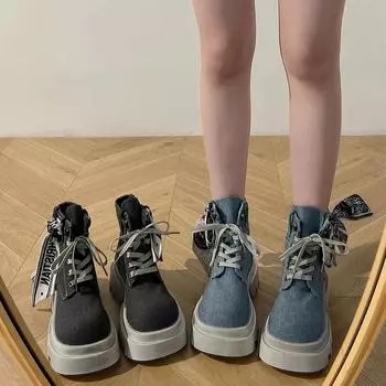 Массивные женские мотоциклетные короткие ботинки, модные туфли со шнуровкой и круглым носком, нескользящие осенне-зимние женские ботильоны 35