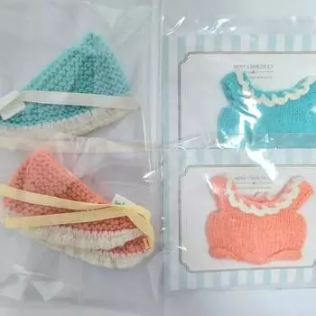 Мастерская «Минт» продает костюм размером 10 см.