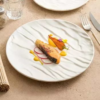 Матовая рифленая керамическая посуда в западном стиле, блюда для стейков, высококачественные легкие роскошные блюда с художественным замыслом, круглые тарелки. No specification