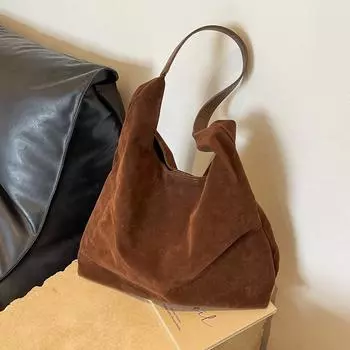 Матовая винтажная женская сумка большой емкости на плечо однотонная простая повседневная сумка для поездок на работу осень ретро чёрный