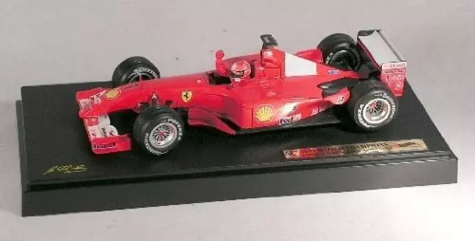 Mattel Scale Ferrari F2001 Schumacher 2001 World Champion 1/18 M. красный