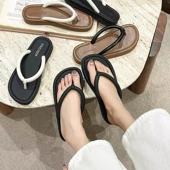 Meadow seaside beach flip-flops women s outer wear spring and summer 2025 new fashion flat-bottomed non-slip cool slippers 35 чёрный