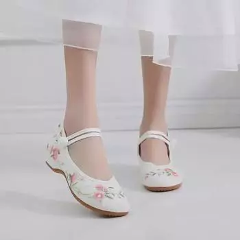 Мечта в погоне за Ханьфу: Элегантные женские туфли на танкетке с мягкой подошвой и вышивкой в стиле ретро 35 белый