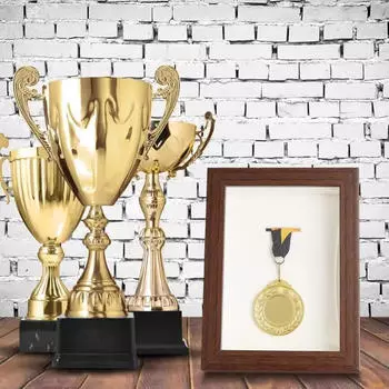 Медаль Дисплей Shadow Box Рамка Чехол Универсальный Настольный Декор, Деревянная Фотография для Walnut Color 7inch