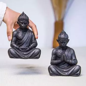 Медитация Царь Обезьян Статуэтка Резная Сидящая Обезьяна Великие Мудрецы, Равные Небесам Скульптура A серый