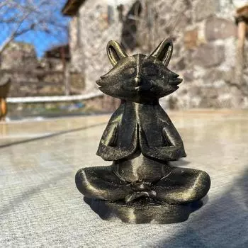 Медитирующая статуэтка енота, расписанная вручную, животное, украшение для дома и сада, подарок для любителя йоги Raccoon statue