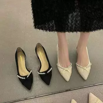 Medium thick heel temperament women s shoes gentle pointed small single shoes women s 2024 spring and summer small fragrant French high heels 34