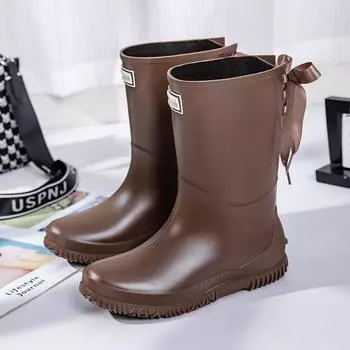 Medium tube women s rain boots kitchen work rubber shoes non-slip waterproof shoes Korean rain shoes women s outer overshoes 36 чёрный