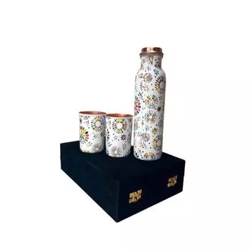 Медная бутылка для воды 1 л | Медная бутылка для воды с набором стаканов | Работа Минакари | 100% чистая | Герметичная | 2 стакана для воды по 300 мл каждый