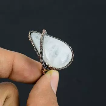 Медная проволока драгоценного камня лунного камня обернула кольцо ювелирных изделий ручной работы для подарка весь размер 4 белый